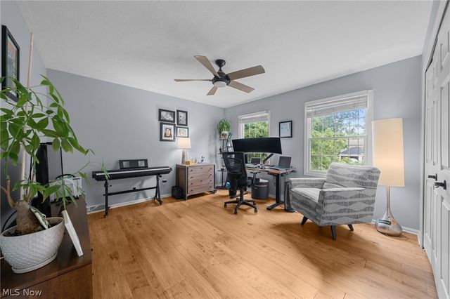 31477 Roberta Drive, Bay Village, OH 44140