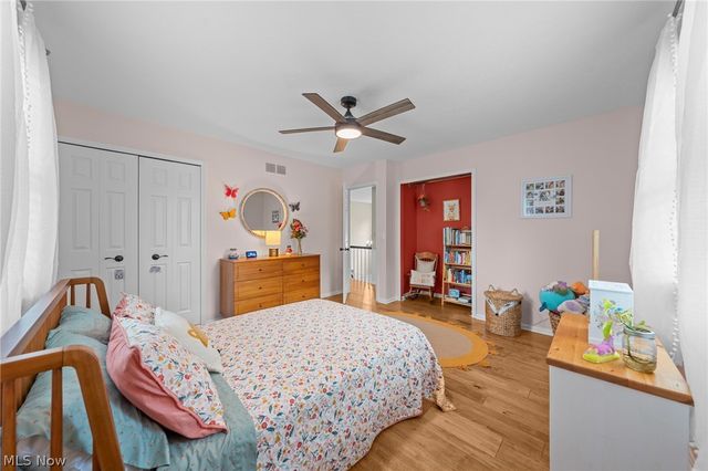 31477 Roberta Drive, Bay Village, OH 44140