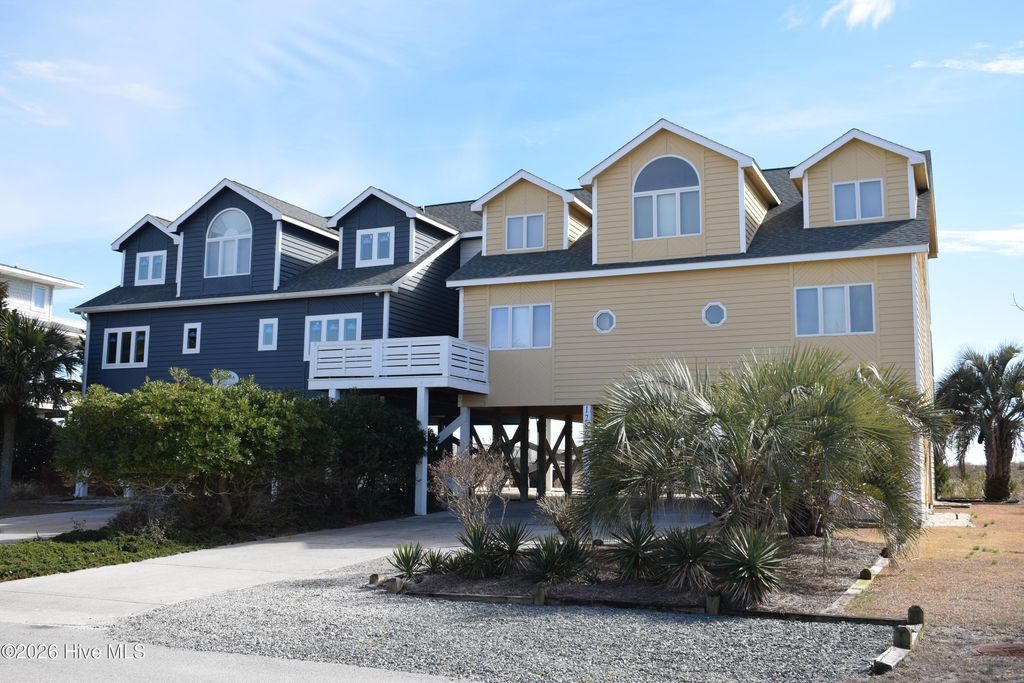 Image 1 of property listing at 1289 Ocean Boulevard W # B, Supply, NC 28462