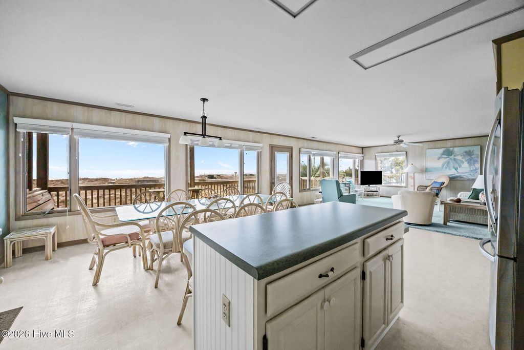 Image 10 of property listing at 1289 Ocean Boulevard W # B, Supply, NC 28462