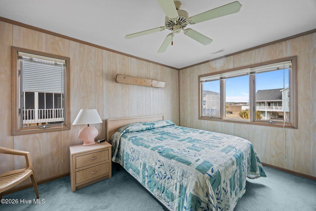 Image 13 of property listing at 1289 Ocean Boulevard W # B, Supply, NC 28462