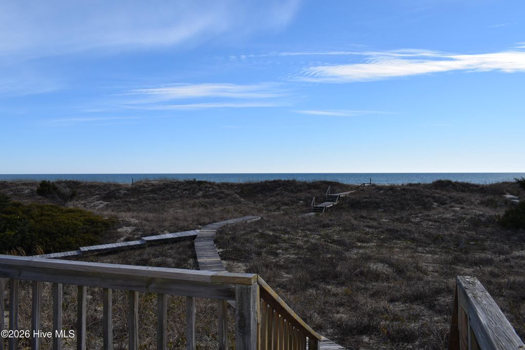 Image 2 of property listing at 1289 Ocean Boulevard W # B, Supply, NC 28462