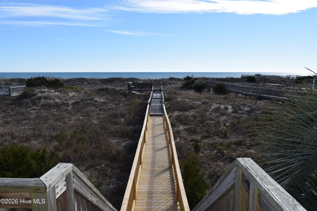 Image 6 of property listing at 1289 Ocean Boulevard W # B, Supply, NC 28462