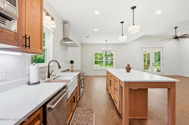 45 Dutchman's Cove Road, Midway, GA 31320