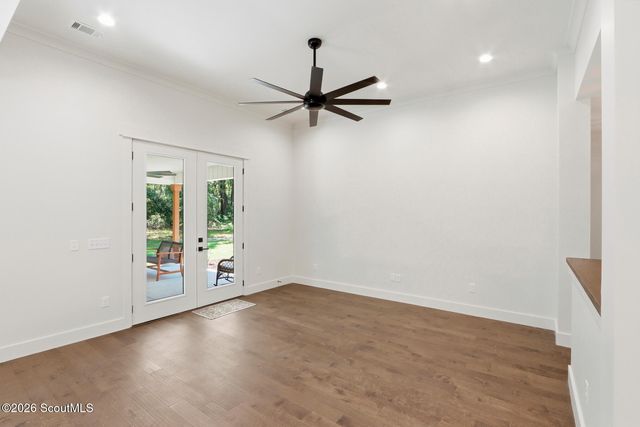 45 Dutchman's Cove Road, Midway, GA 31320
