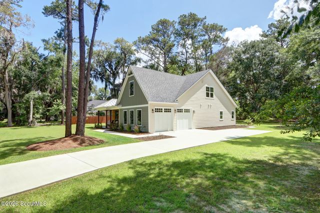 45 Dutchman's Cove Road, Midway, GA 31320