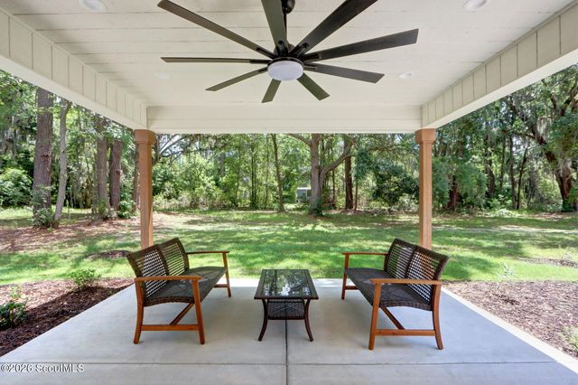 45 Dutchman's Cove Road, Midway, GA 31320