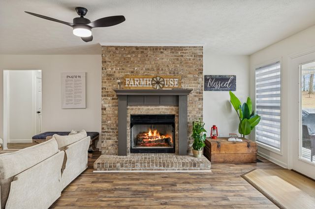 814 Denning Ford Rd, Portland, TN 37148