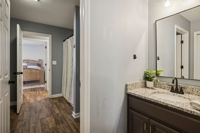 814 Denning Ford Rd, Portland, TN 37148