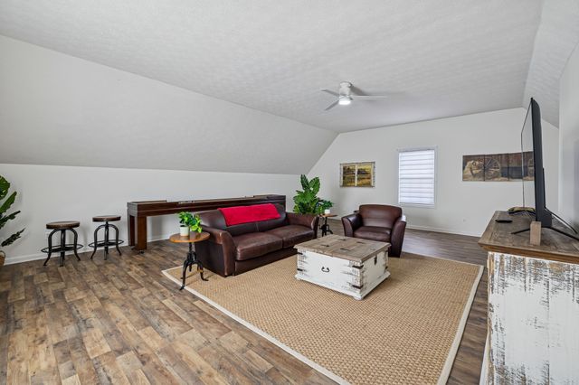 814 Denning Ford Rd, Portland, TN 37148