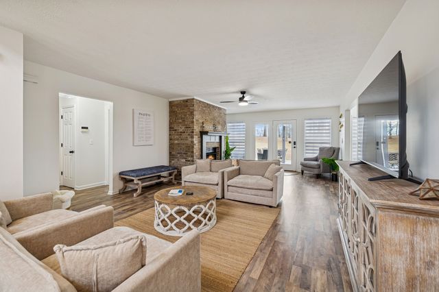 814 Denning Ford Rd, Portland, TN 37148