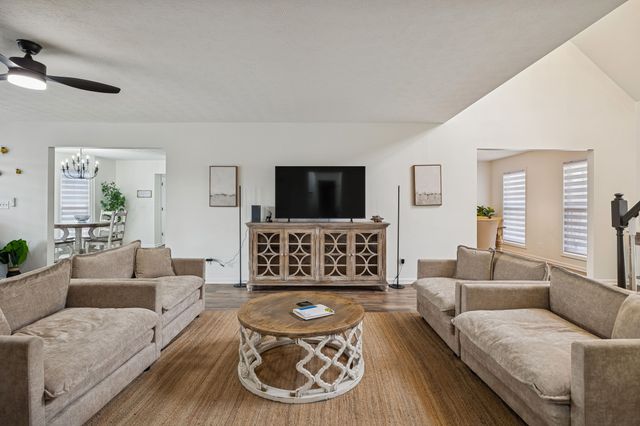 814 Denning Ford Rd, Portland, TN 37148