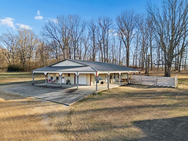 814 Denning Ford Rd, Portland, TN 37148