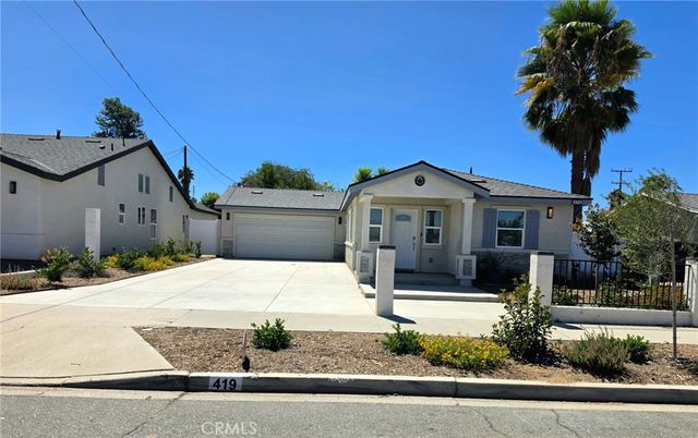 419 W Devonshire Avenue, Hemet, CA 92543