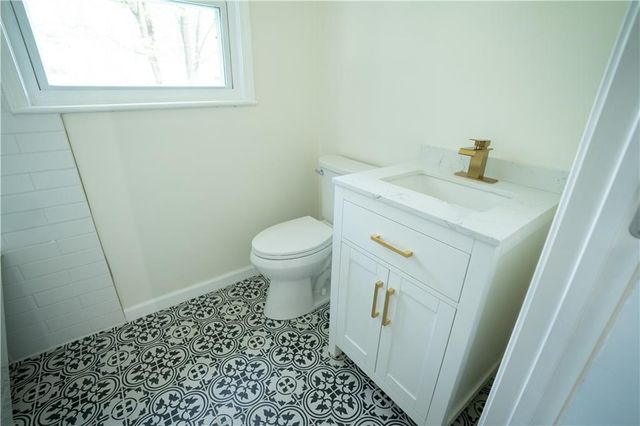 2524 Glenrock Drive, Decatur, GA 30032