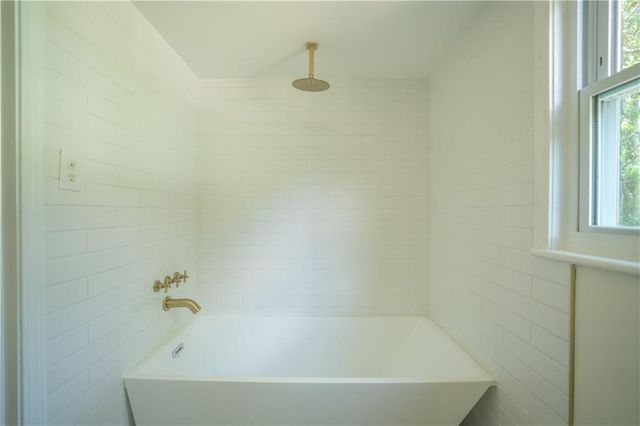 2524 Glenrock Drive, Decatur, GA 30032