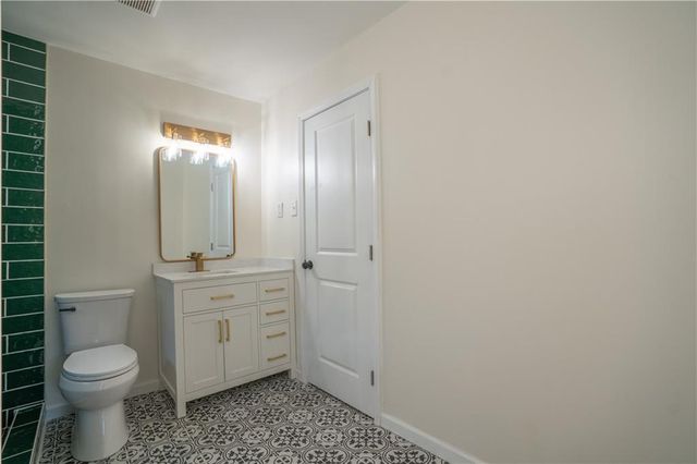 2524 Glenrock Drive, Decatur, GA 30032