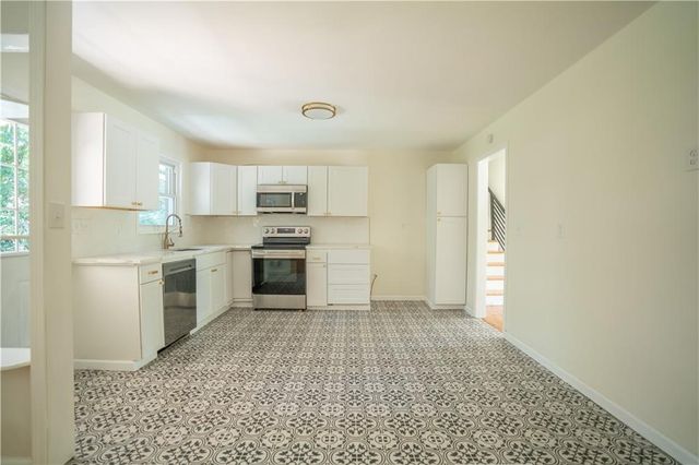 2524 Glenrock Drive, Decatur, GA 30032