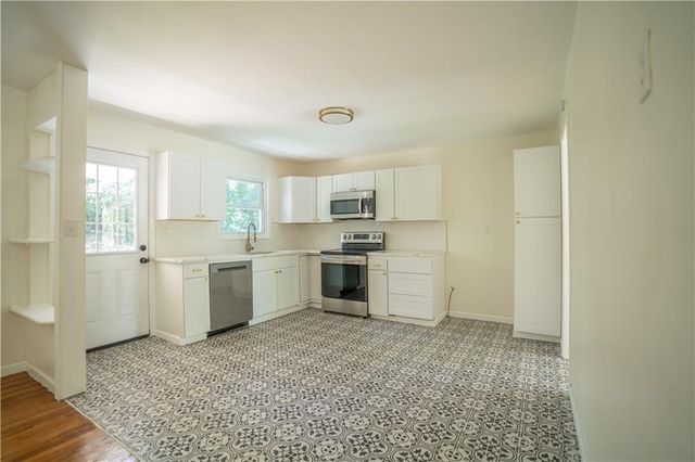 2524 Glenrock Drive, Decatur, GA 30032