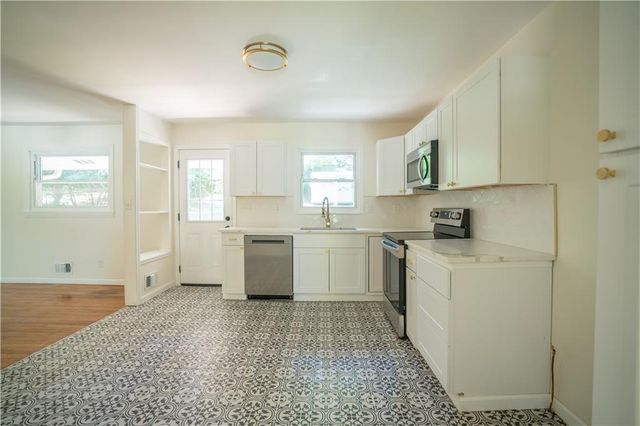2524 Glenrock Drive, Decatur, GA 30032