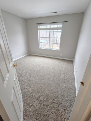 1819 Indian Hill Lane 1819, Aurora, IL 60503