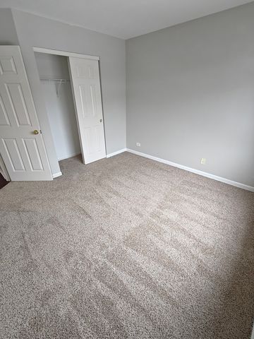 1819 Indian Hill Lane 1819, Aurora, IL 60503