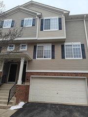 1819 Indian Hill Lane 1819, Aurora, IL 60503