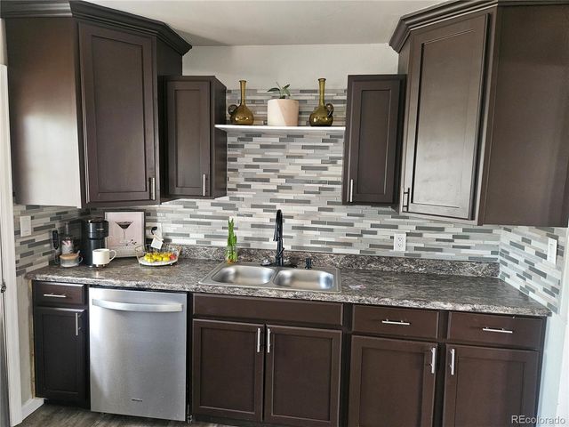 2111 Vinewood Lane, Pueblo, CO 81005