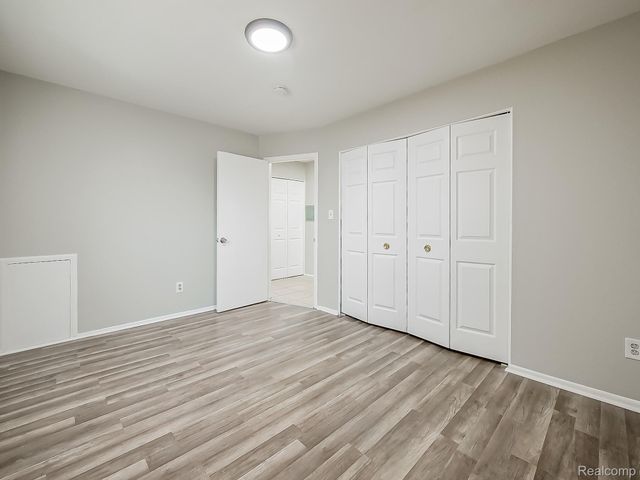 1494 Nancywood Drive 3, Waterford Charter Township, MI 48327