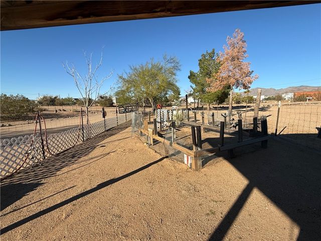 4240 W Tangerine Drive, Golden Valley, AZ 86413