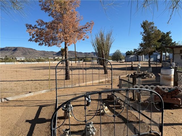 4240 W Tangerine Drive, Golden Valley, AZ 86413