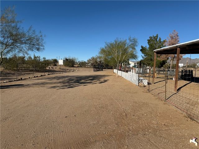 4240 W Tangerine Drive, Golden Valley, AZ 86413