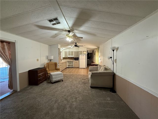 4240 W Tangerine Drive, Golden Valley, AZ 86413