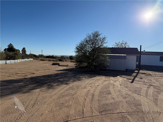 4240 W Tangerine Drive, Golden Valley, AZ 86413