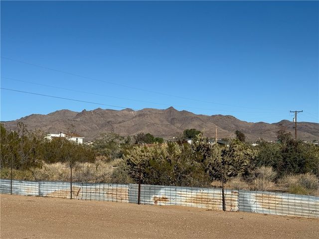 4240 W Tangerine Drive, Golden Valley, AZ 86413