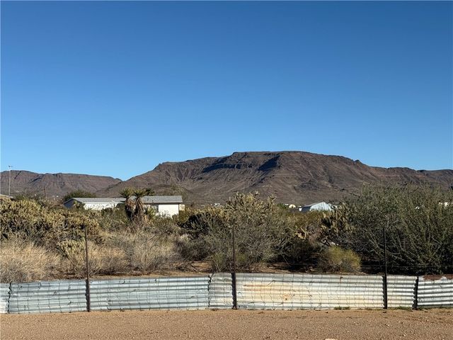 4240 W Tangerine Drive, Golden Valley, AZ 86413