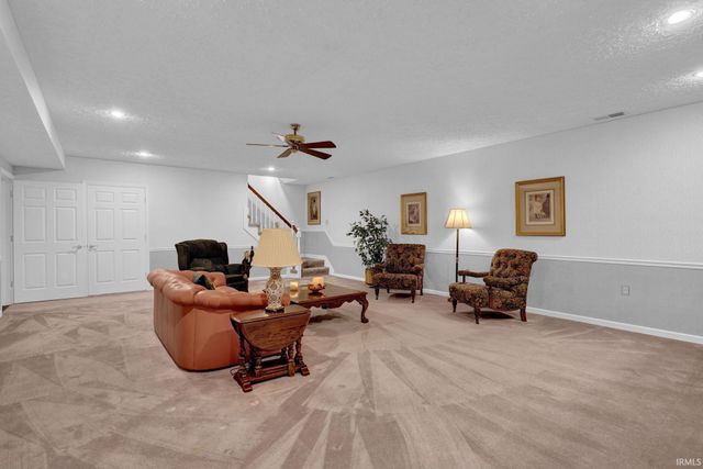 500-10 Greentree Drive, Bedford, IN 47421