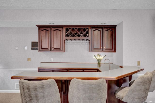 500-10 Greentree Drive, Bedford, IN 47421