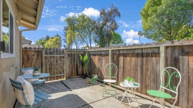 2582 Tosca Way, San Jose, CA 95121