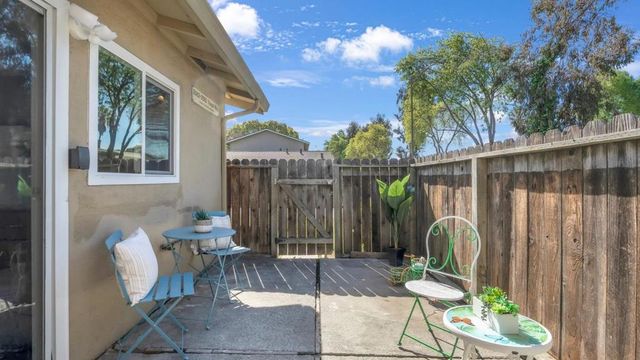 2582 Tosca Way, San Jose, CA 95121
