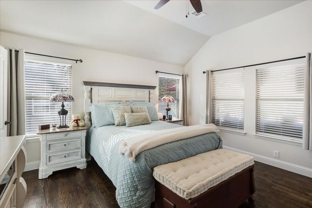 1704 Southridge Drive, Van Alstyne, TX 75495