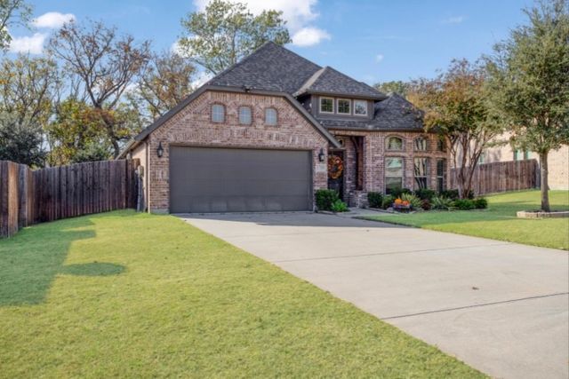 1704 Southridge Drive, Van Alstyne, TX 75495