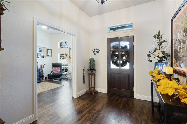 1704 Southridge Drive, Van Alstyne, TX 75495