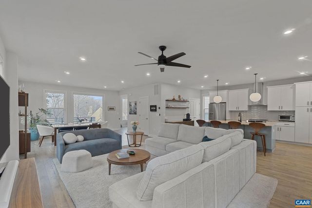 1169 PEN PARK RD, Charlottesville, VA 22901