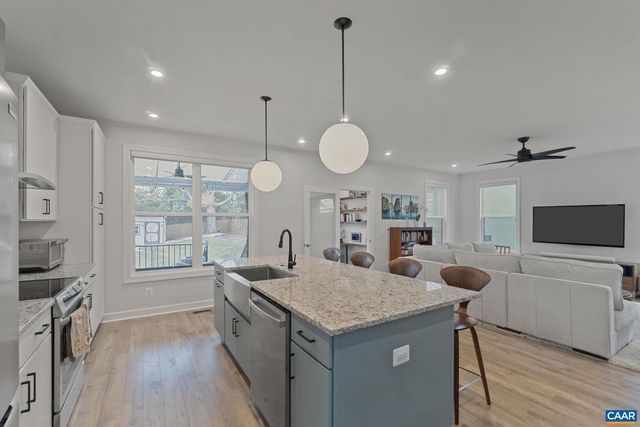 1169 PEN PARK RD, Charlottesville, VA 22901