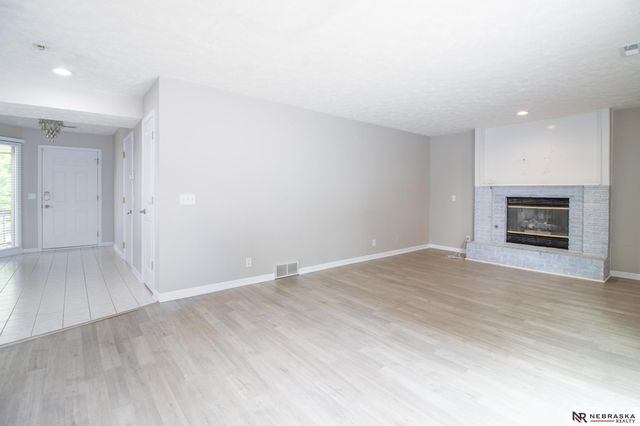 12111 N 159th Street, Bennington, NE 68007