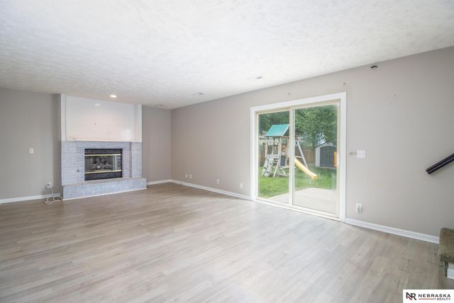 12111 N 159th Street, Bennington, NE 68007