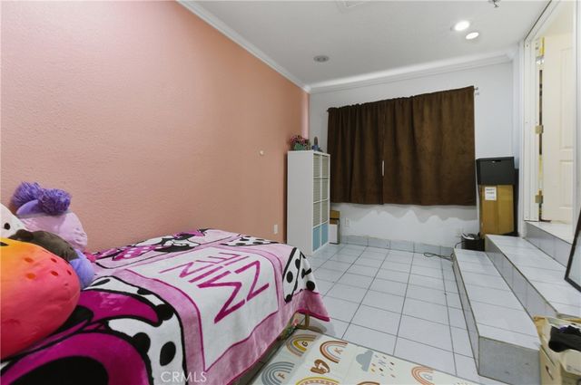 10611 Bowman, South Gate, CA 90280