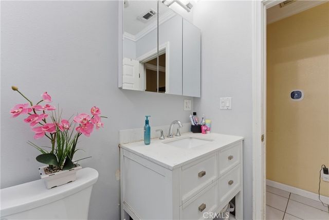 10611 Bowman, South Gate, CA 90280