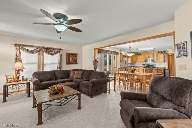 4549 Bunker Lane, Stow, OH 44224